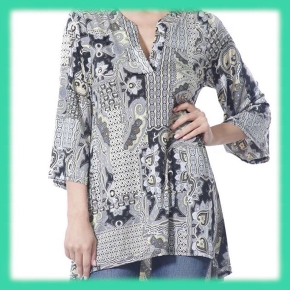 3/4 Sleeve tunic TOP - Picture 2 of 4